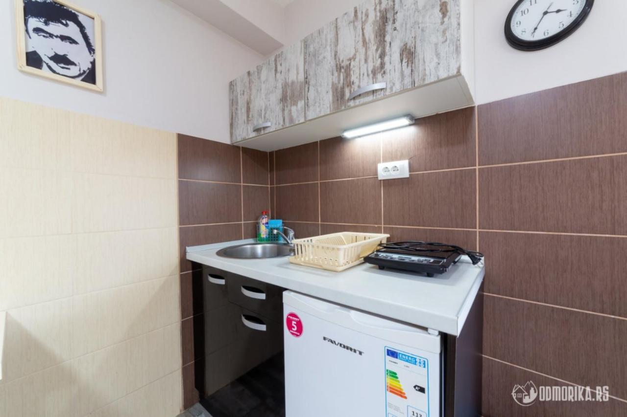 Apartmani Nina S バイナ・バシュタ エクステリア 写真